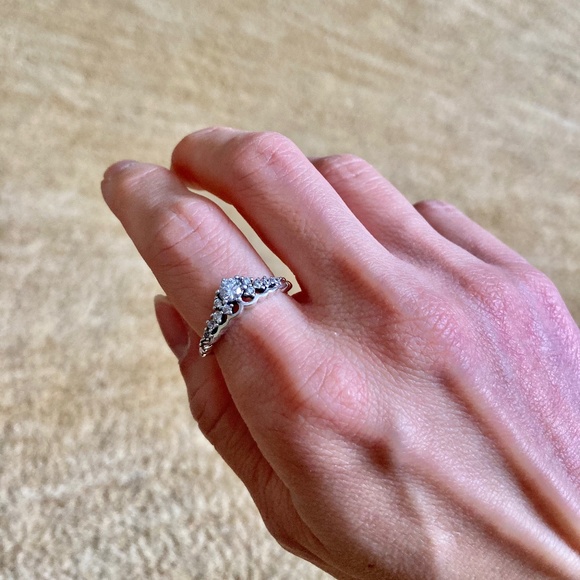 Brand new Pandora Wedding/Engagement Tiara Ring size 52 / 6 - Picture 1 of 4